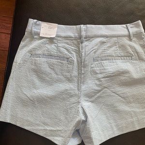 NWT!! Loft Striped Seersucker Riviera Shorts